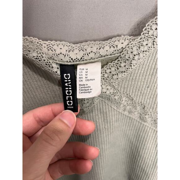 H&M Divided Womens Green Tank Top Size M Lace Crop Casual Minimalist Cami - Picture 4 of 7